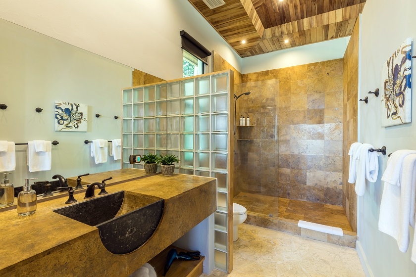 2nd Master Suite Bathroom - Casa Mogambo Luxury Vacation Rental Villa - Manuel Antonio Costa Rica